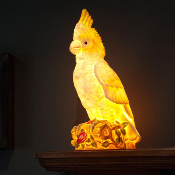 intencional inalámbrico Notable Egmont - Cockatoo Lamp | Stranger Than Paradise